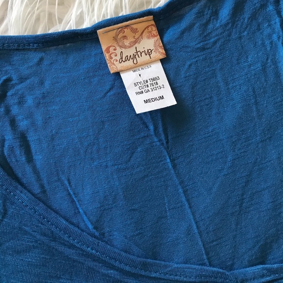 💰Daytrip tank with ruching and braided detail - Picture 3 of 4